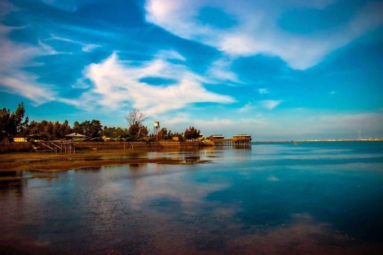 آشوراده؛ گنجینه‌ای پنهان در قلب دریای خزر...