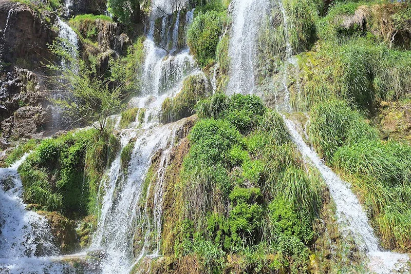 آبشار نیاسر کجاست؟