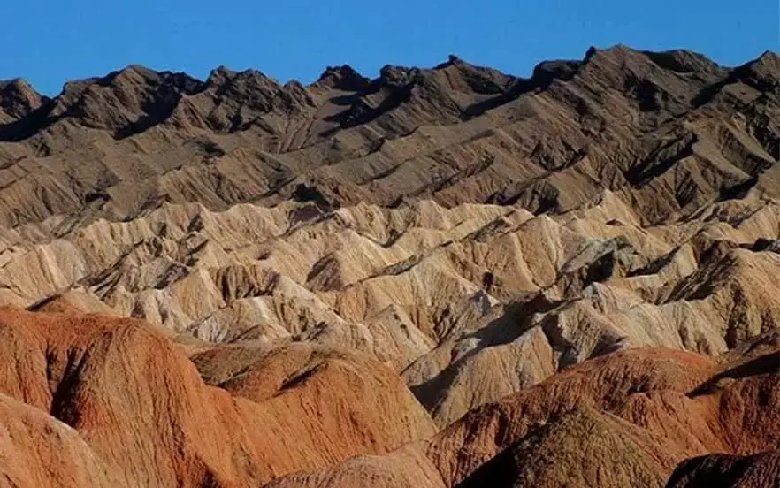 بهترین زمان برای سفر به کوه های مینیاتوری