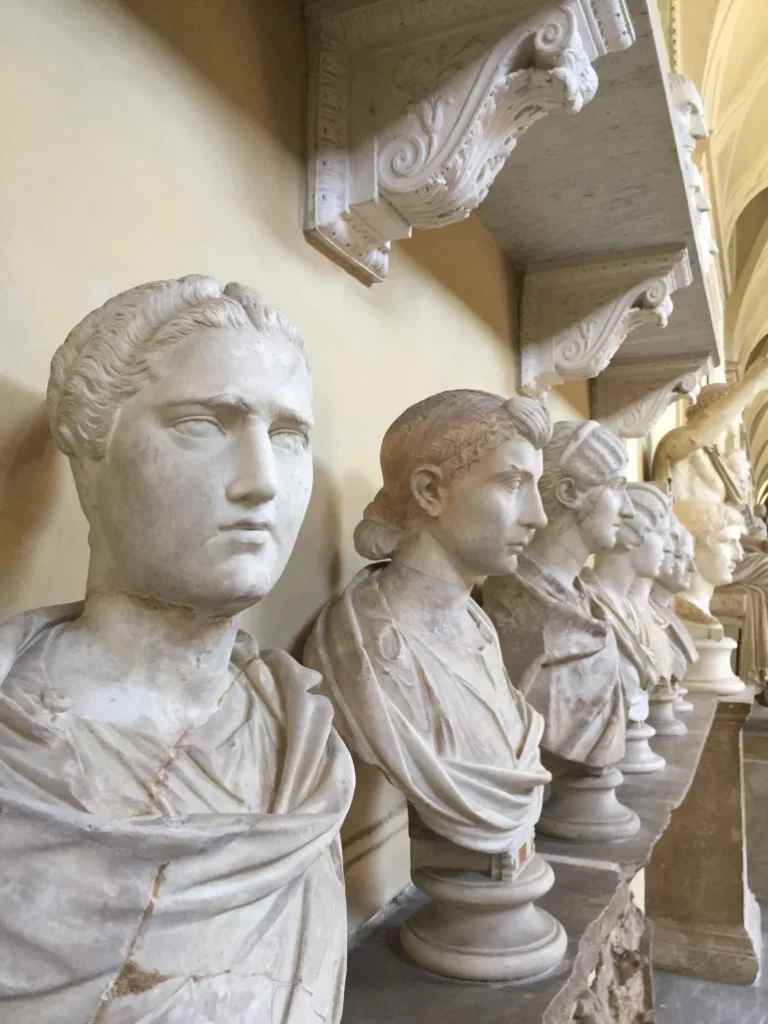 – گالری هنرهای معاصر