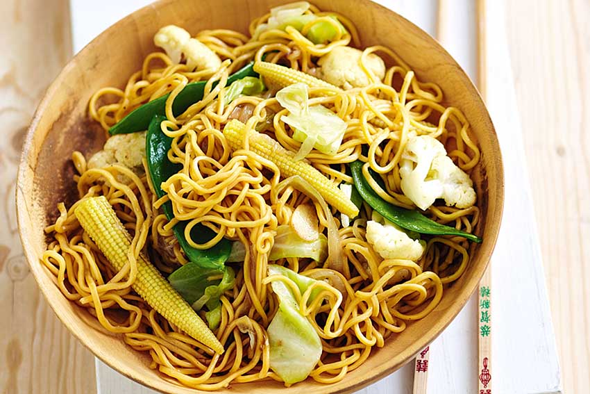 نودل چومین Chow Mein