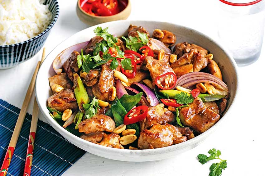 چیکن کونگ پائو Kung Pao Chicken